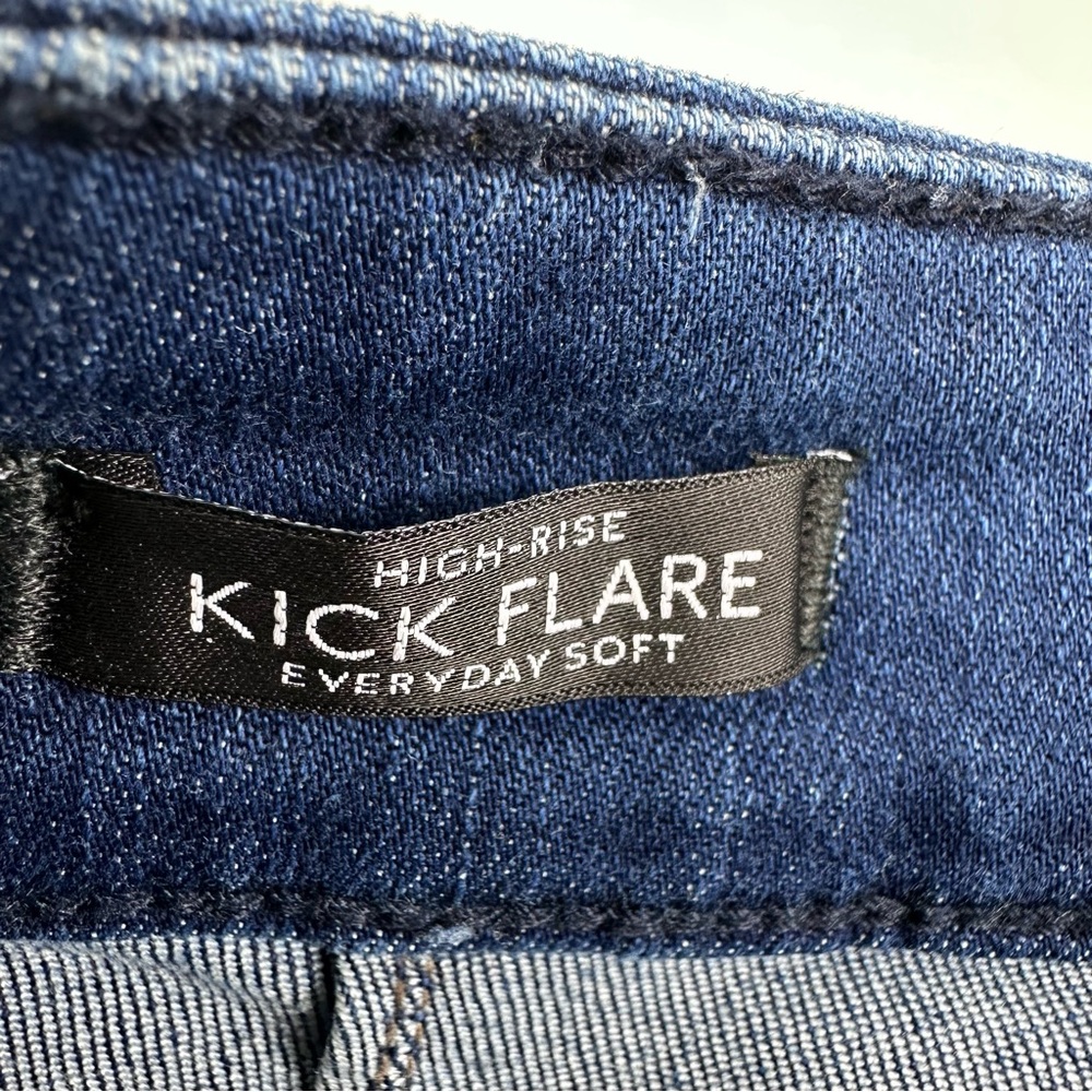 WHBM High Rise Tab Detail Kick Flare Cropp Jeans Women 10 Blue - Picture 5 of 10